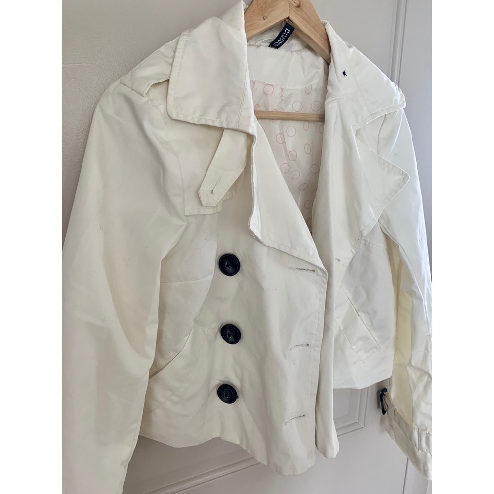 Divided by H&M White Cropped Jacket with Buttons